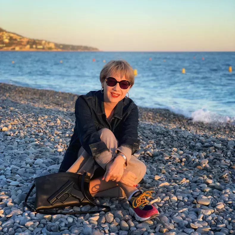 mirela-oprisor-la-mare-1