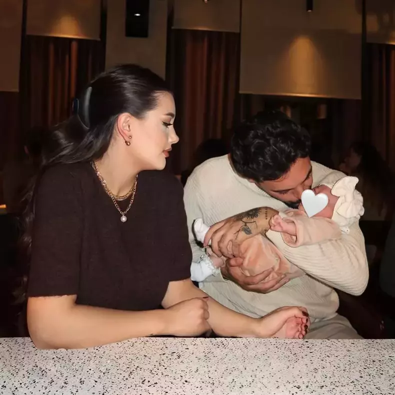 Adrian Petre şi Anastasia5