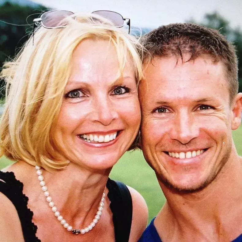 Felix Baumgartner mama1