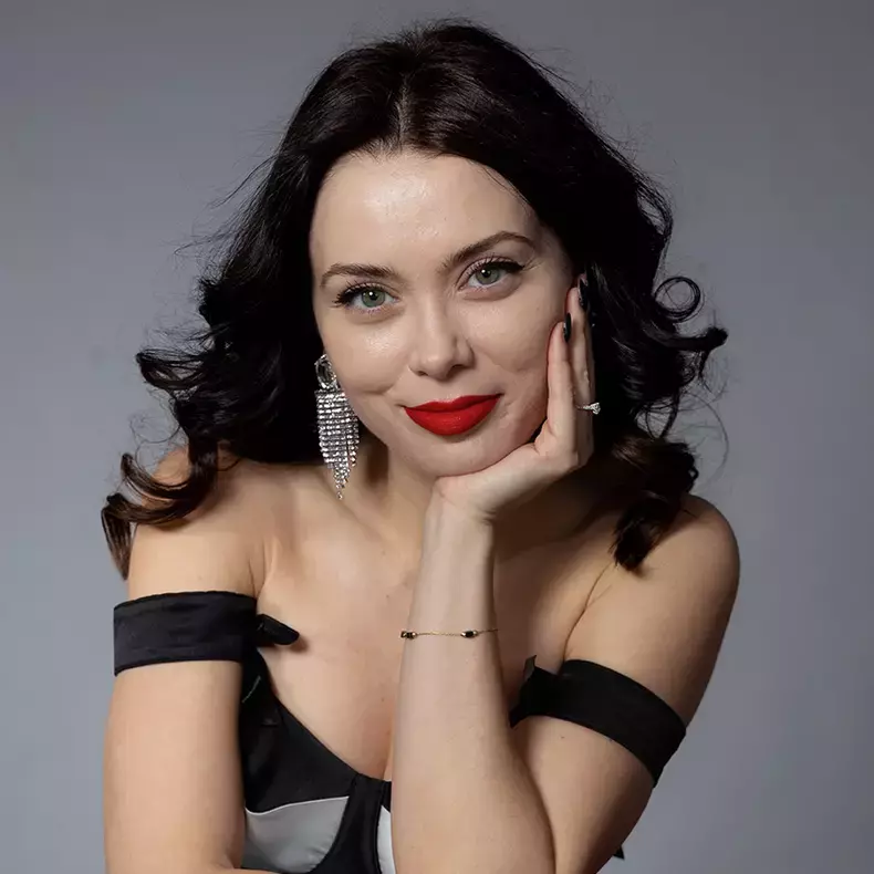 anca-dumitra