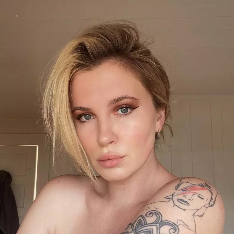 Daily Instagram Posts