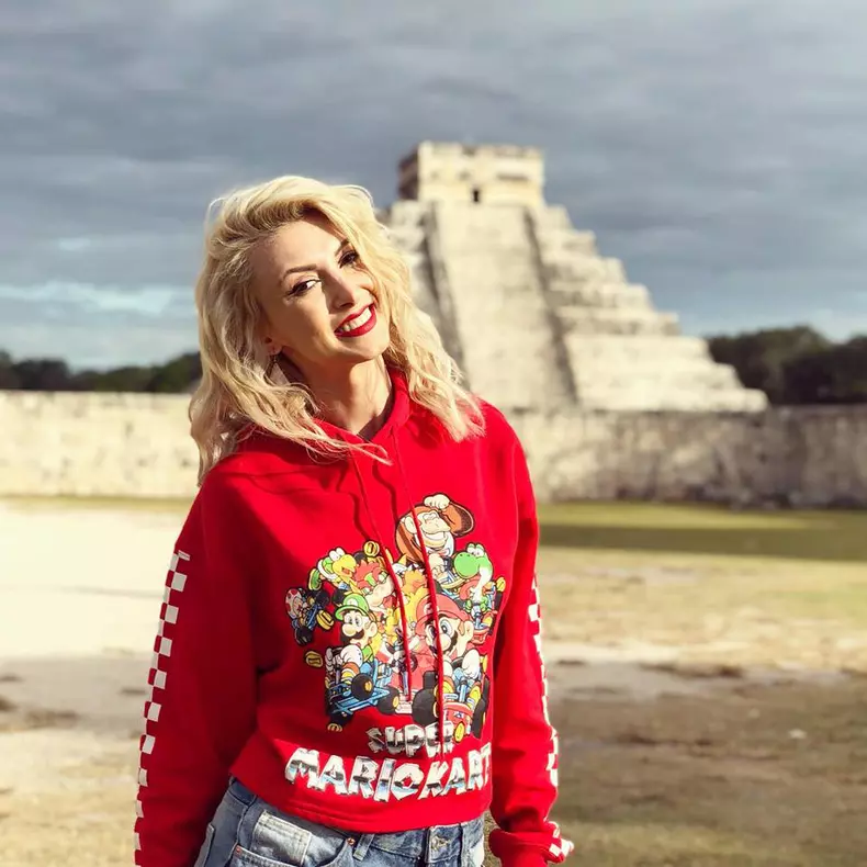 Andreea Bălan se relaxează sub soarele Mexicului (1)