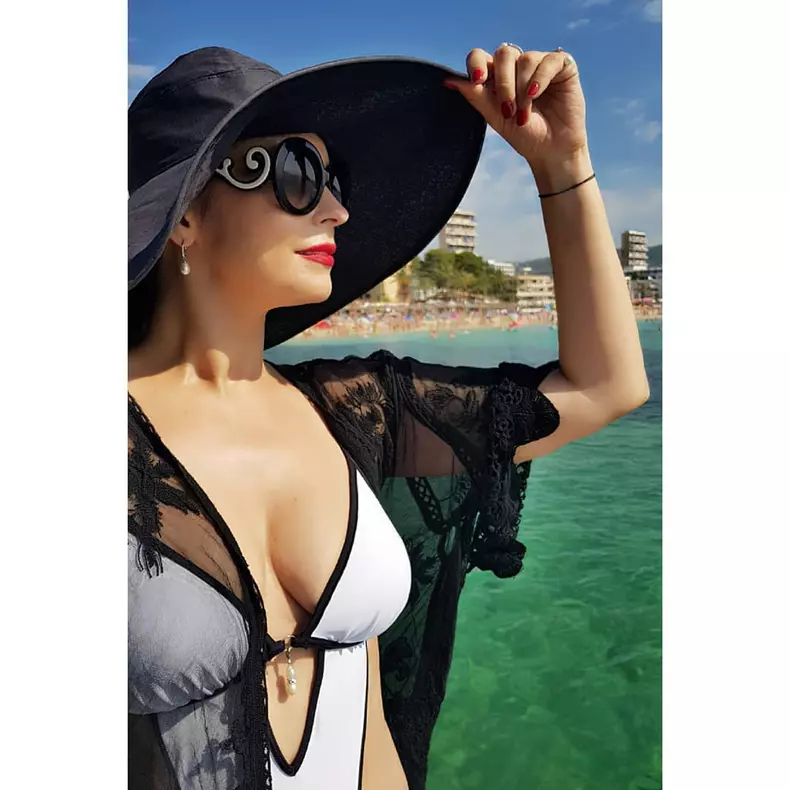 35364268_204656673700869_8016746583301292032_n