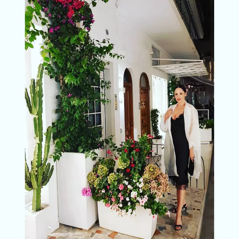 35574421_190727474890339_4285856068342382592_n