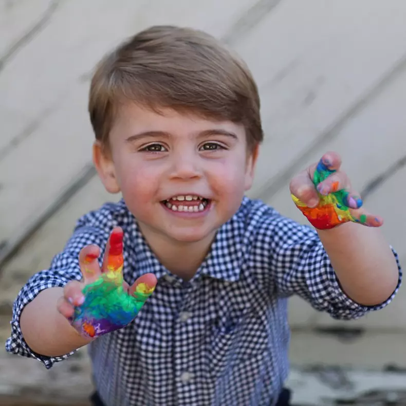 23 aprilie S-a născut prințul Louis (2)