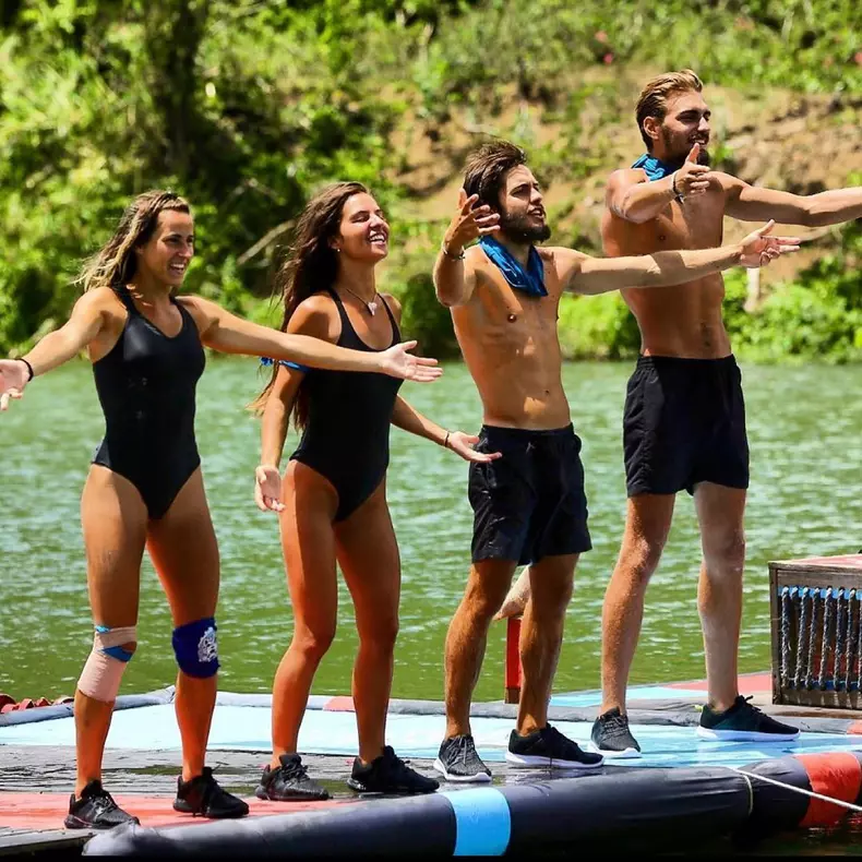 Survivor România. Mellina a dezvăluit ce se întâmplă în spatele camerelor. Cu cine a înotat în ploaie fosta Războinică (4)