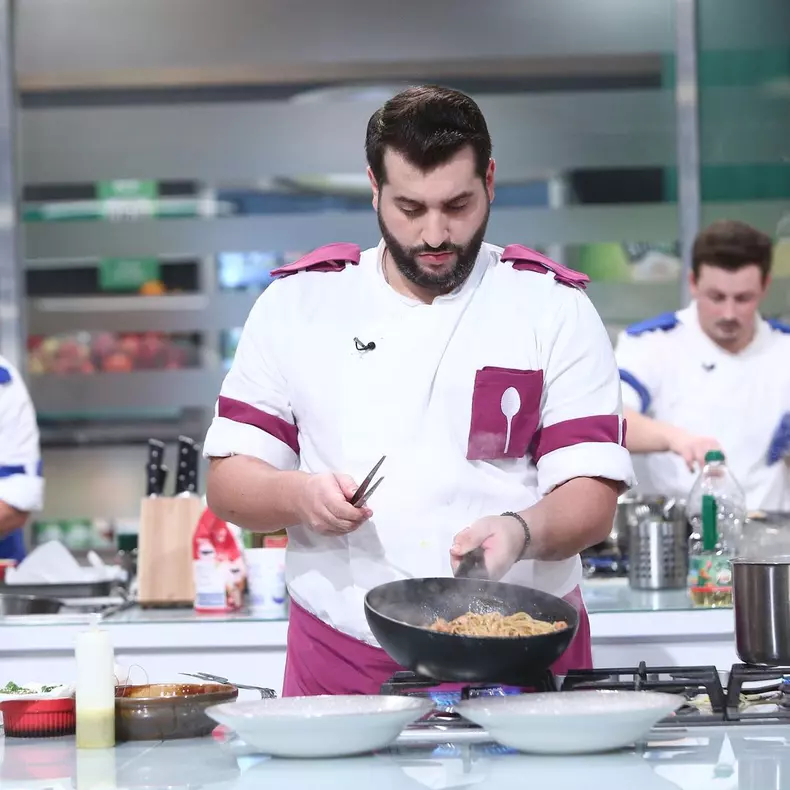 Antonia Stefanescu Enzo Chefi la cutite