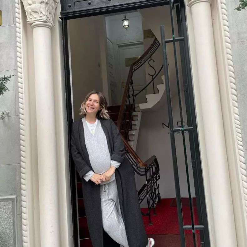 Ce a descoperit Adela Popescu, însărcinată în 8 luni, la ultima ecografie (3)