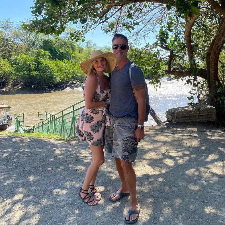 Cum arată astăzi Lorenzo Lamas. Noua logodnică a actorului de 63 de ani e mai tânără cu 27 de ani decât el (12)