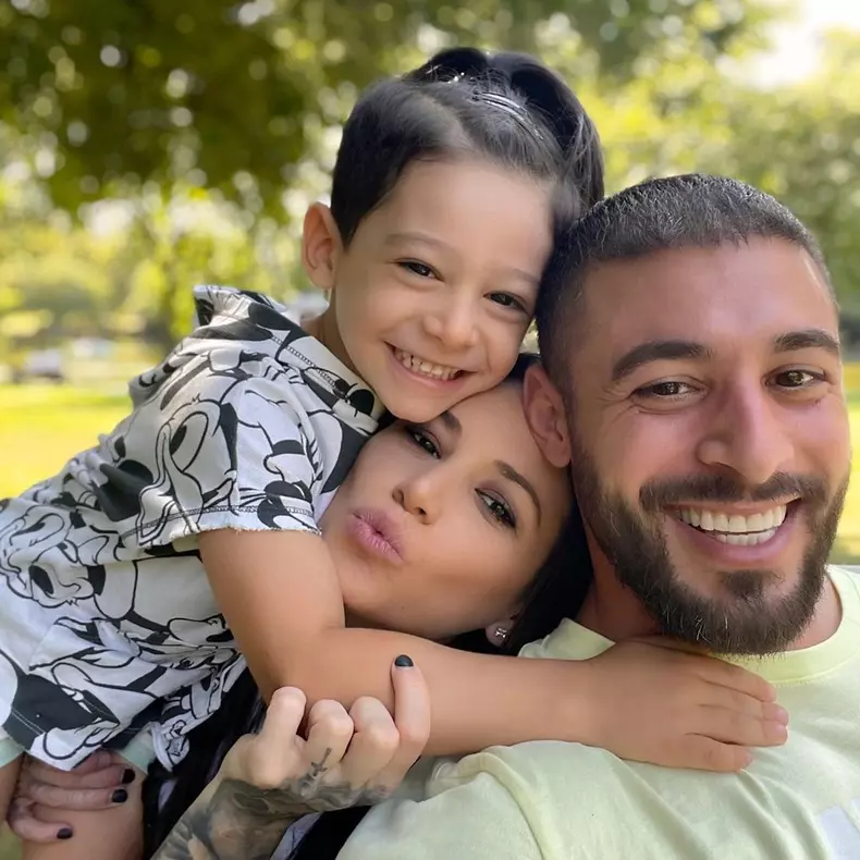 Roxana Vancea șochează cu imaginile din trimestrul doi de sarcină. Am luat în greutate două kilograme (3)