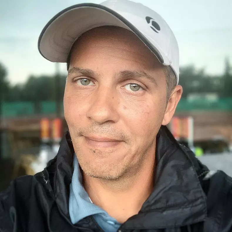 Ce face acum Lucian Viziru. A părăsit România după ce a renunțat pentru totdeauna la actorie (4)