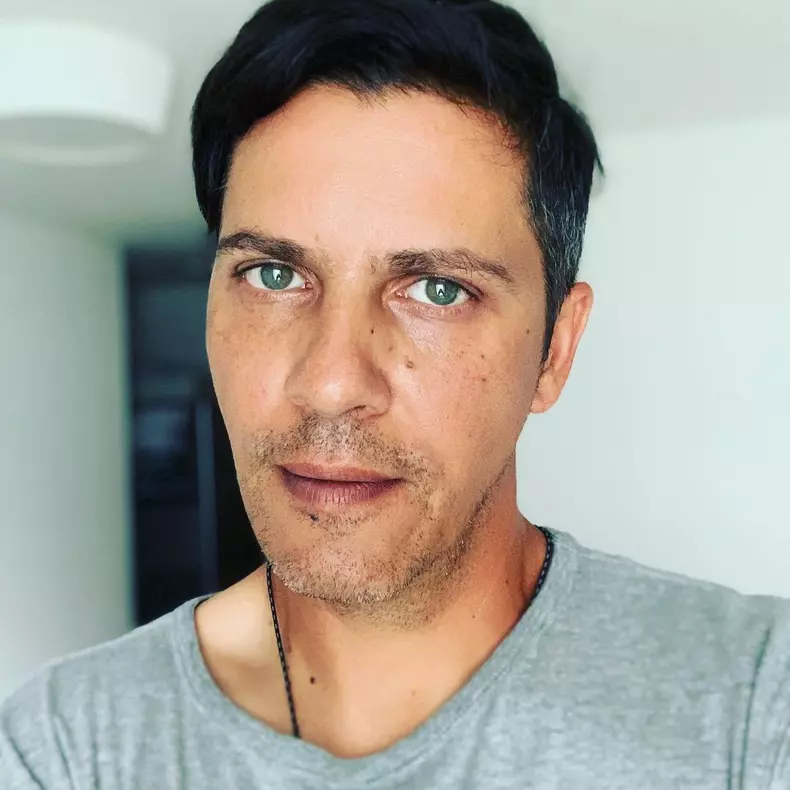 Ce face acum Lucian Viziru. A părăsit România după ce a renunțat pentru totdeauna la actorie (5)