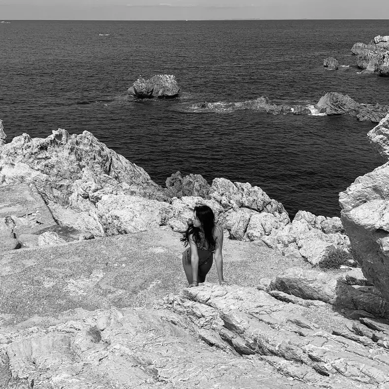 Fotografia îndrăzneață postată de fiica lui Sorin Bontea online. Cum s-a pozat Miruna în vacanța din Spania (10)