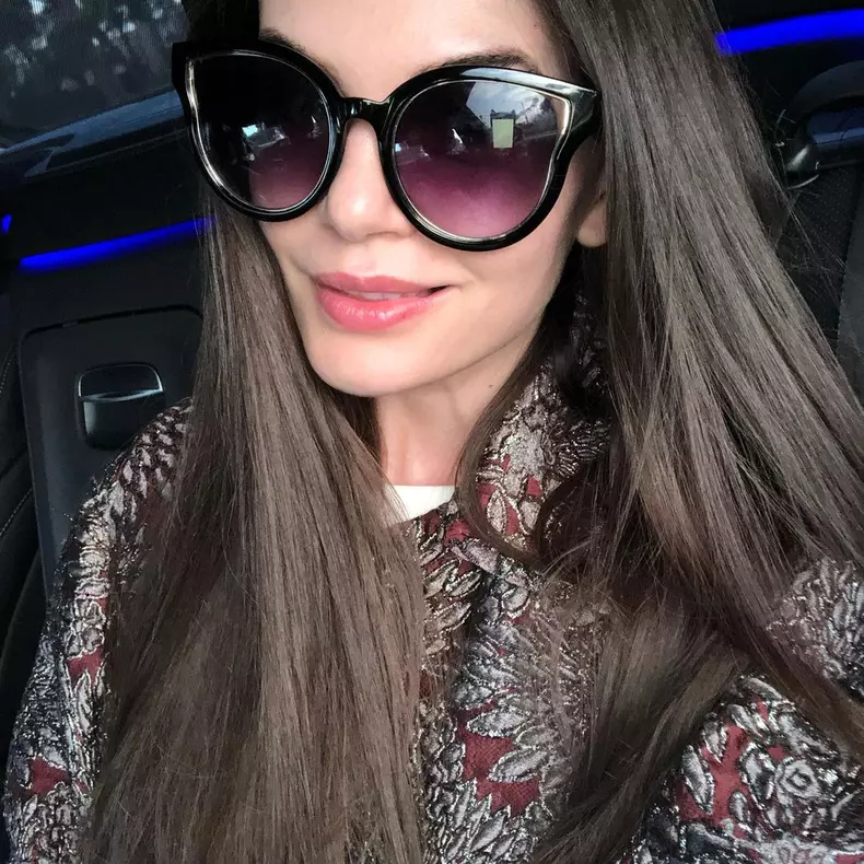 Monica Gabor a revenit în Statele Unite, după zvonul destrămării relației sale cu Mr. Pink. Cum a fost văzută în Malibu (3)