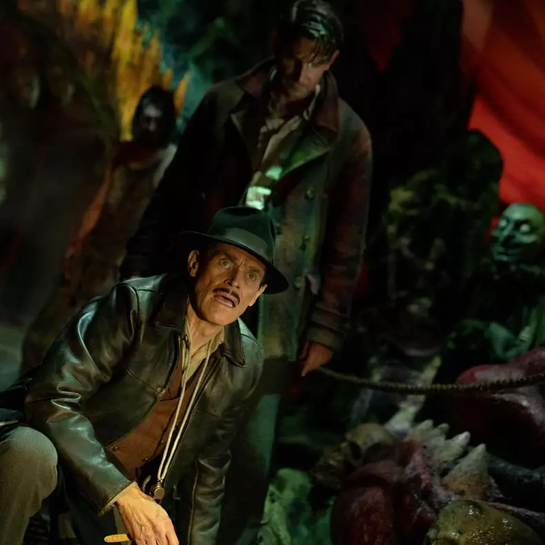 A-aparut-trailerul-la-„Nightmare-Alley-un-film-noir-semnat-de-Guillermo-del-Toro-4