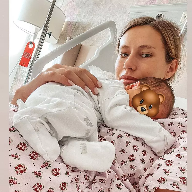 dani otil si gabriela prisacariu au ales numele bebelusului lor (3)