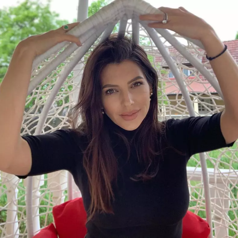 184073195_835075717133586_7955805941267151031_n