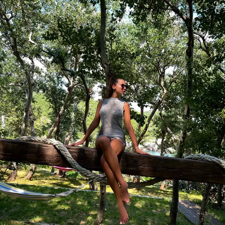 Iuliana-Luciu-212743018_4377407295603914_2440091590835287539_n