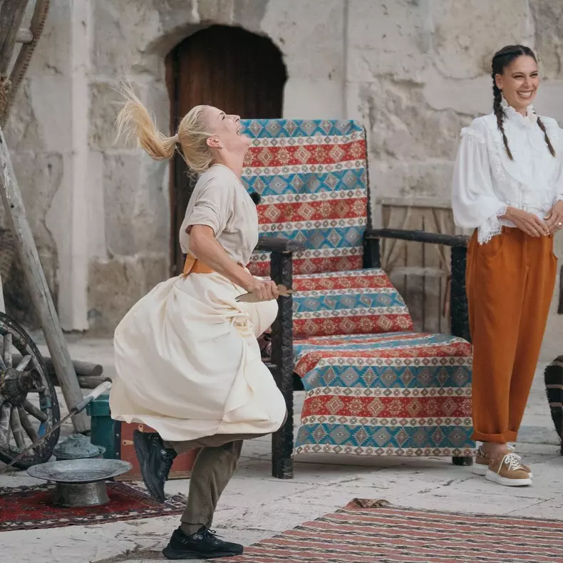 Jocul-de-Amuleta-care-a-fost-castigat-de-Mihai-si-Elwira-Petre-3