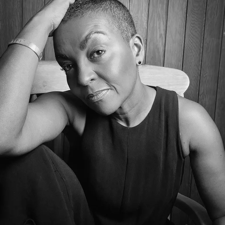 Adjoa-Andoh-Lady-Danbury-5