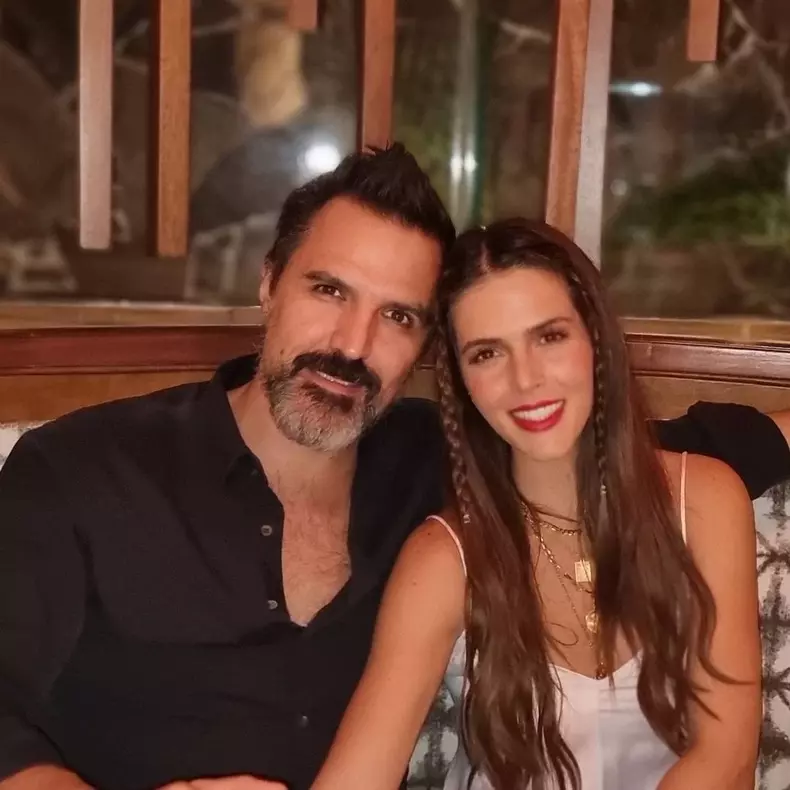 Cum-arata-Claudia-Alvarez-actrita-din-„Vencer-el-Desamor-„Sa-invingi-durerea-insarcinata-cu-gemeni-in-5-luni-5