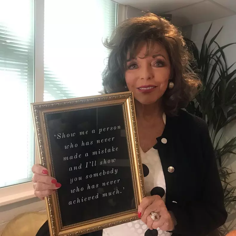 Cum-arata-Joan-Collins-la-88-ani-8