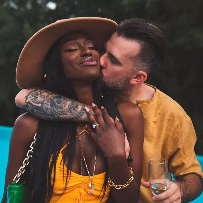 Florin-Ristei-a-spus-cu-ce-se-ocupa-Naomi-Hedman-iubita-lui-9