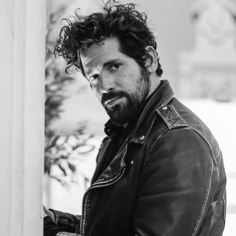 In-ce-filme-si-seriale-de-succes-a-jucat-Harlys-Becerra-iubitul-Lidiei-Buble-1-1