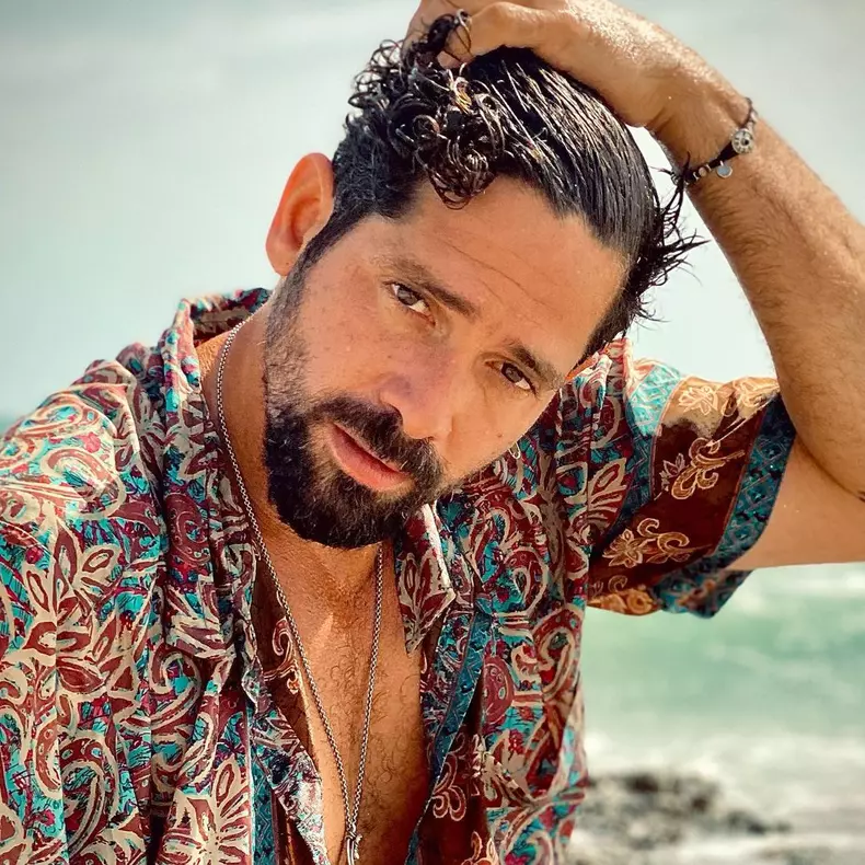 In-ce-filme-si-seriale-de-succes-a-jucat-Harlys-Becerra-iubitul-Lidiei-Buble-7