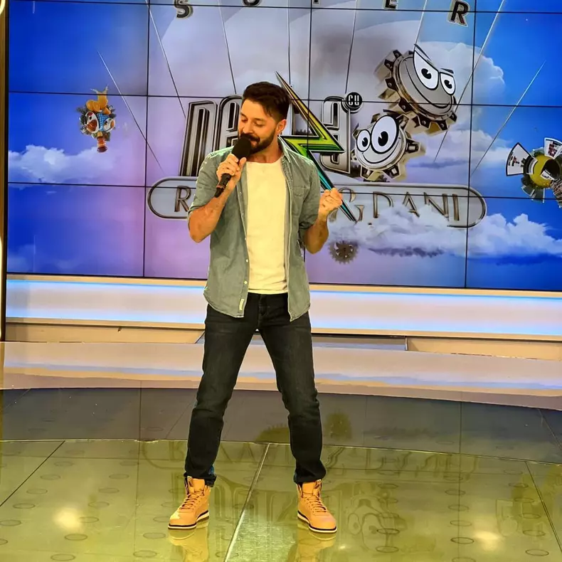 Ce-face-Bogdan-Ioan-la-trei-ani-dupa-ce-a-castigat-„Vocea-Romaniei.-5