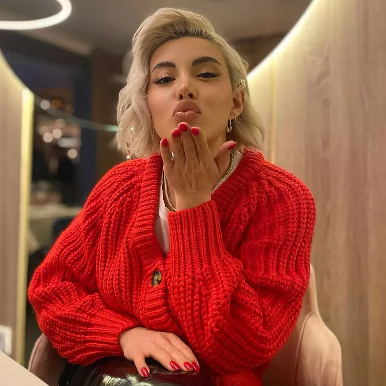 De-ce-vor-Nicoleta-Nuca-si-iubitul-ei-sa-se-mute-definitiv-din-Romania.-Cand-si-unde-va-avea-loc-nunta-3