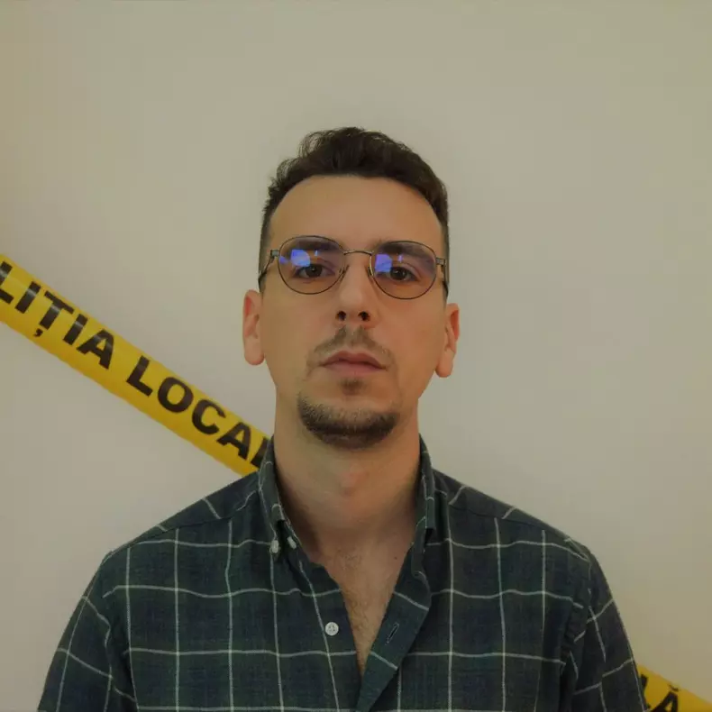 Iulian-Ochescu-fiul-Silviei-Dumitrescu-a-primit-un-rol-intr-un-serial-italian-5