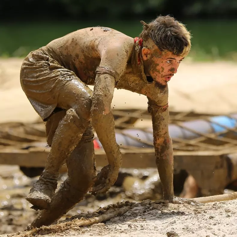 Zanni-la-Survivor-Romania-2022-2