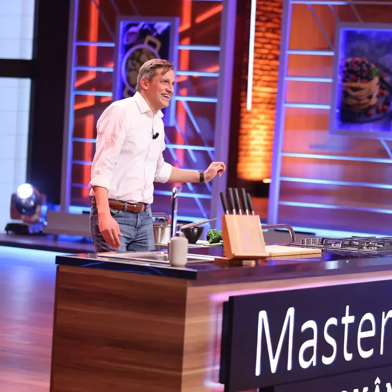 Confruntare-la-MasterChef.-Musty-accident-in-bucatarie-1