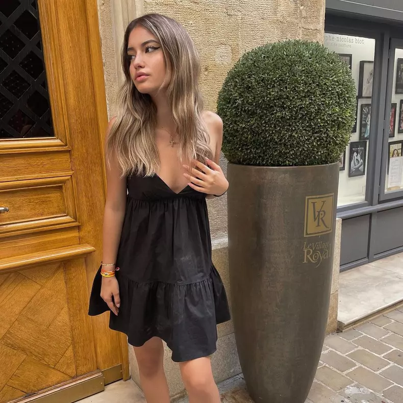 Cum-arata-fiica-adolescenta-a-lui-Virgil-Ia-9