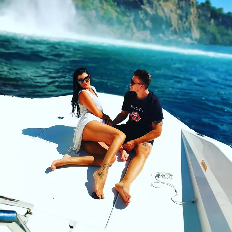 Reactia-sotului-Andreei-Tonciu-dupa-cearta-dintre-ea-si-CRBL-la-Survivor-2022.-„Arata-ti-barbatia-cu-mine.-Ne-vedem-curand-12