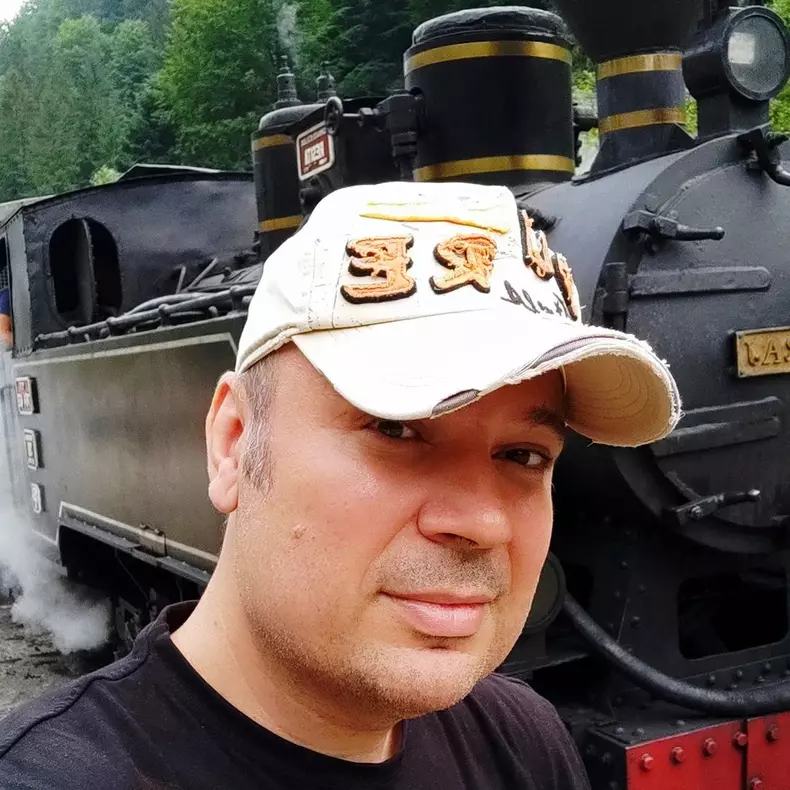 Cum-arata-sotia-lui-Dan-Helciug-1