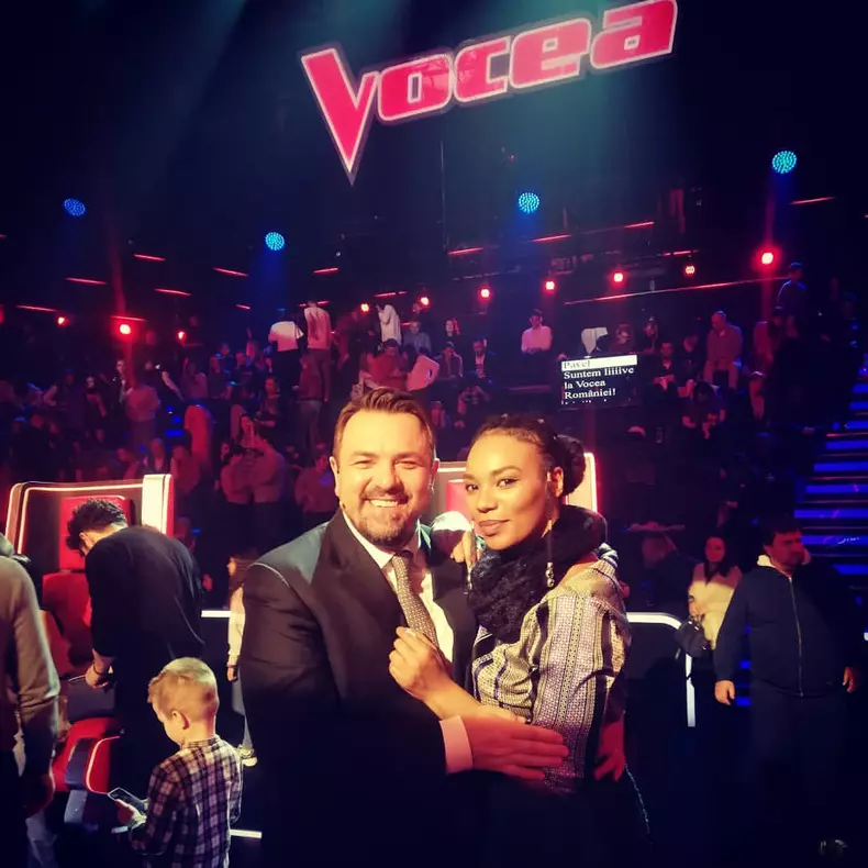 Cum-arata-azi-Julie-Mayaya.-Au-trecut-aproape-10-ani-de-cand-a-castigat-„Vocea-Romaniei-1