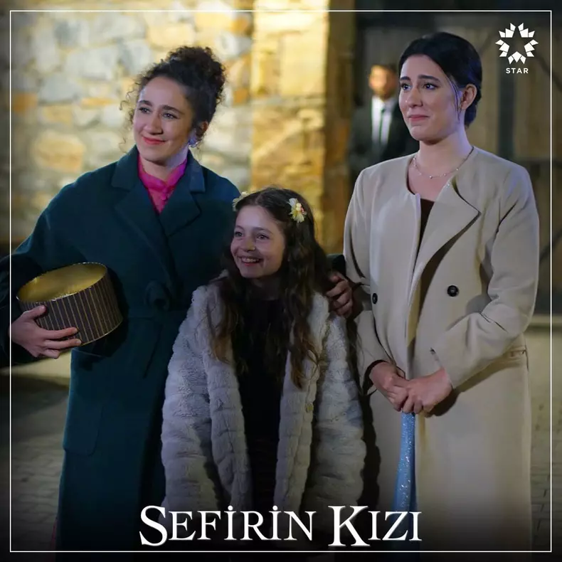 Ce-se-intampla-in-episodul-de-marti-3-mai-2022-din-serialul-turcesc-„Fiica-ambasadorului-4