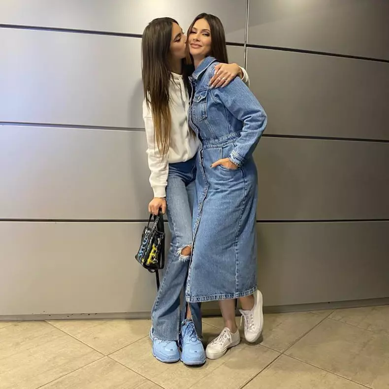 Eva-Zaharescu-fiica-Andreei-Berecleanu-despre-viata-in-Londra-3