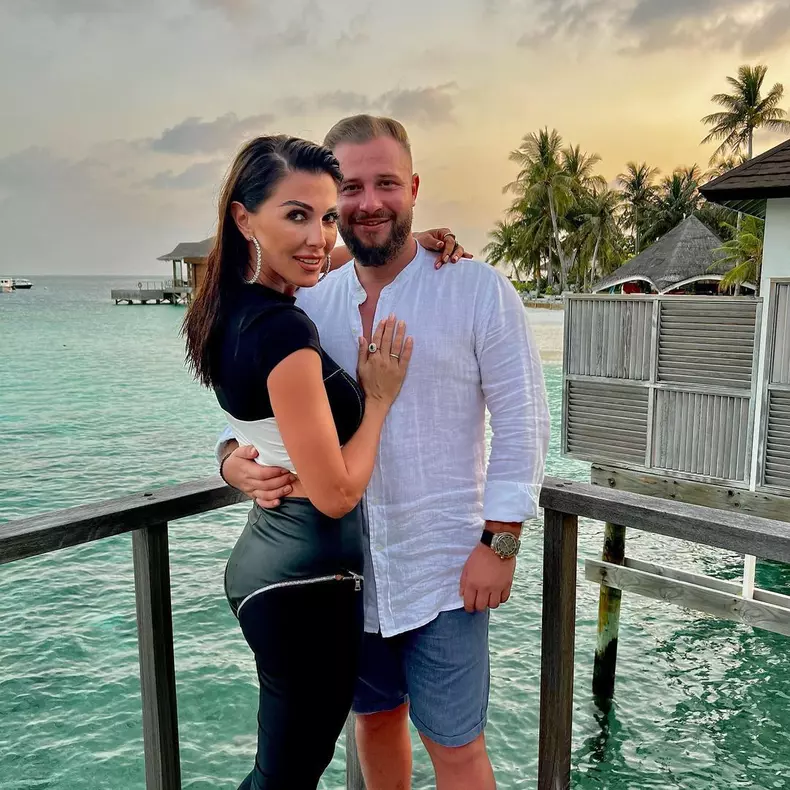 Motivul-pentru-care-Ilinca-Vandici-ar-divorta-de-sotul-ei-8