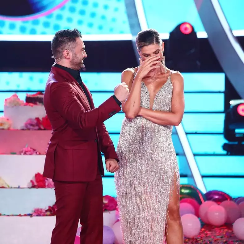 Cum-a-ajuns-Alina-Puscas-prezentatoarea-„Te-cunosc-de-undeva-3