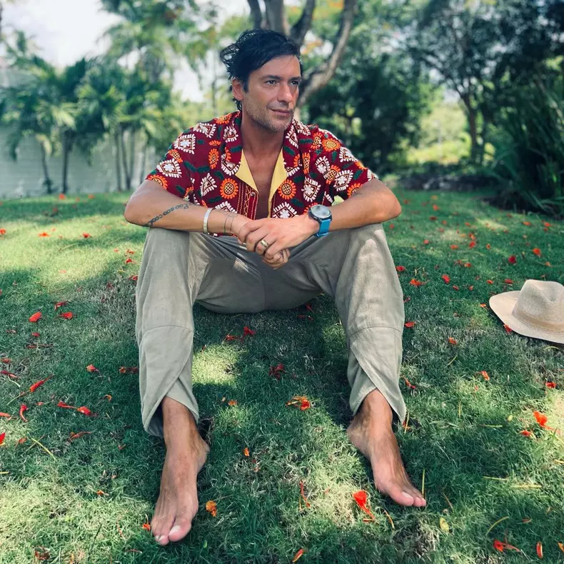 Radu-Valcan-primele-declaratii-dupa-ce-s-a-intors-acasa-cu-baietii-iar-Adela-Popescu-a-ramas-singura-in-Dominicana.-„Poza-asta-de-dor-3