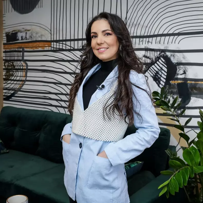 cristina-joia-a-divortat-in-mare-secret.-primele-declaratii-ale-designerului-de-la-visuri-la-cheie-1