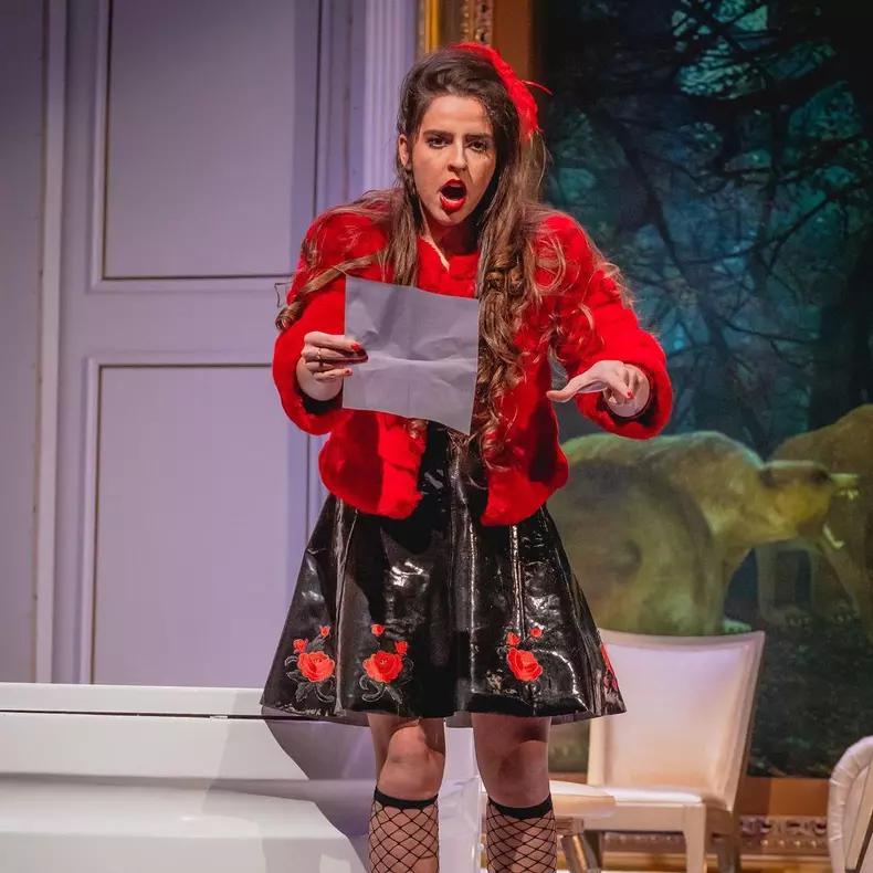 cine-este-ada-dumitru-din-echipa-faimosilor-de-la-survivor-romania-2023.-bebe-cotimanis-este-tatal-ei-vitreg-5