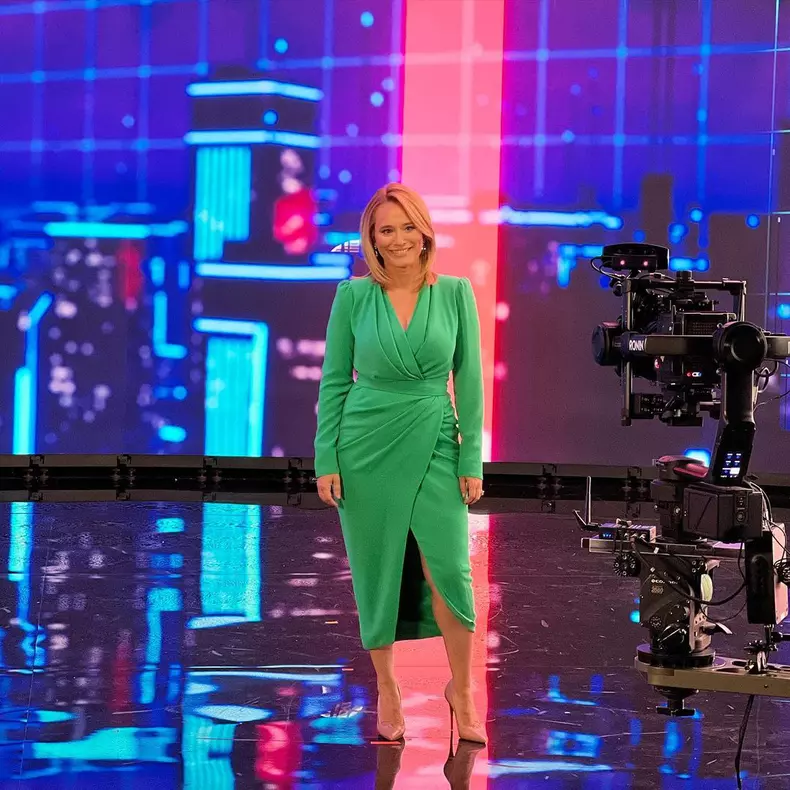 imagini-de-colectie-cu-andreea-esca.-cum-arata-vedeta-pro-tv-cand-avea-19-ani-7