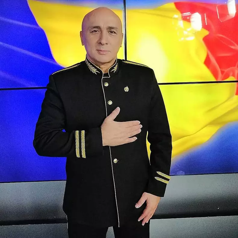 marcel-pavel-critica-femeile-care-isi-fac-operatii-estetice-exagerate-4