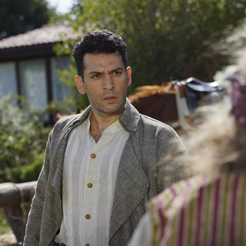 AZIZ, un serial de succes a fost vândut în România. Ce știm până acum despre proiect. Distribuția, trailer