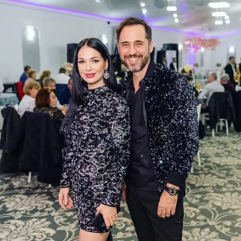 Dinu și Deea Maxer divorțează, după 18 ani de relație. Primele declarații și ce i-au rugat pe fani
