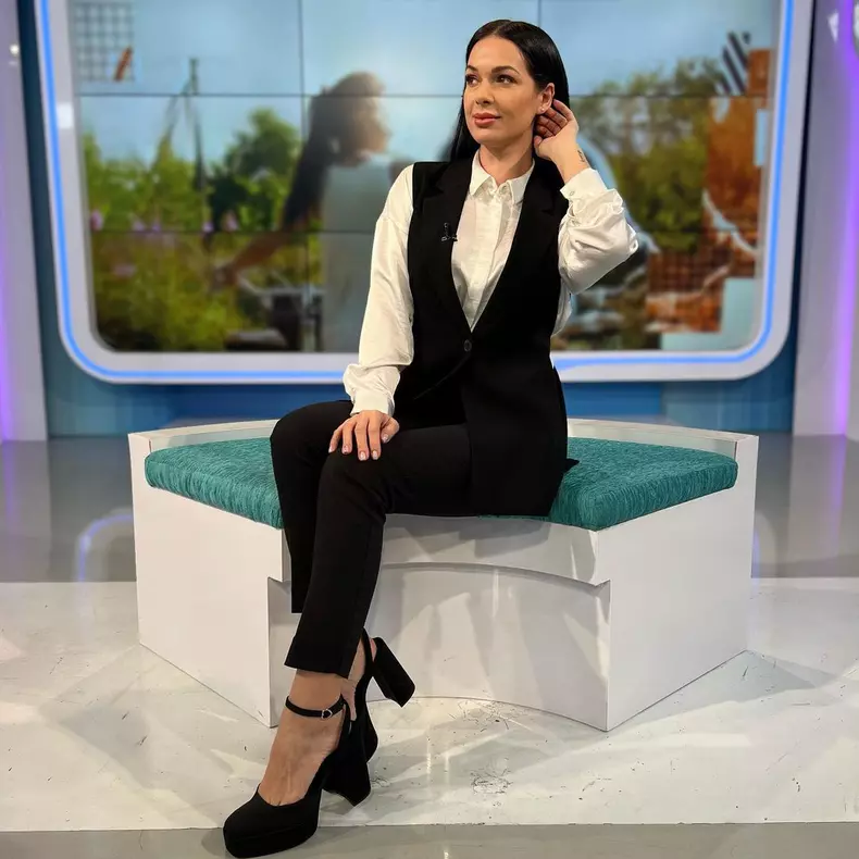 deea-maxer-despre-cum-i-s-a-schimbat-viata-dupa-divortul-de-dinu.-artista-nu-mai-este-singura-3